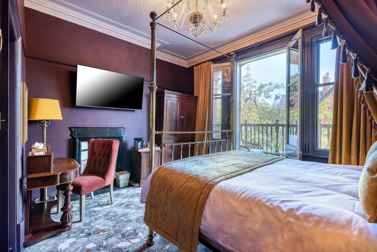 Clementine'S Guest House York Exterior foto A bedroom at the hotel