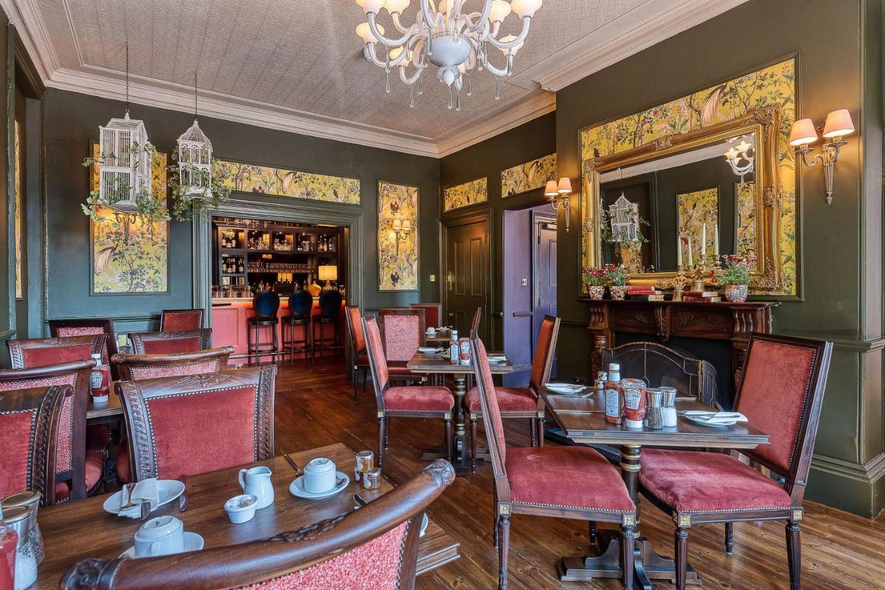 Clementine'S Guest House York Exterior foto The restaurant at The Old Vic
